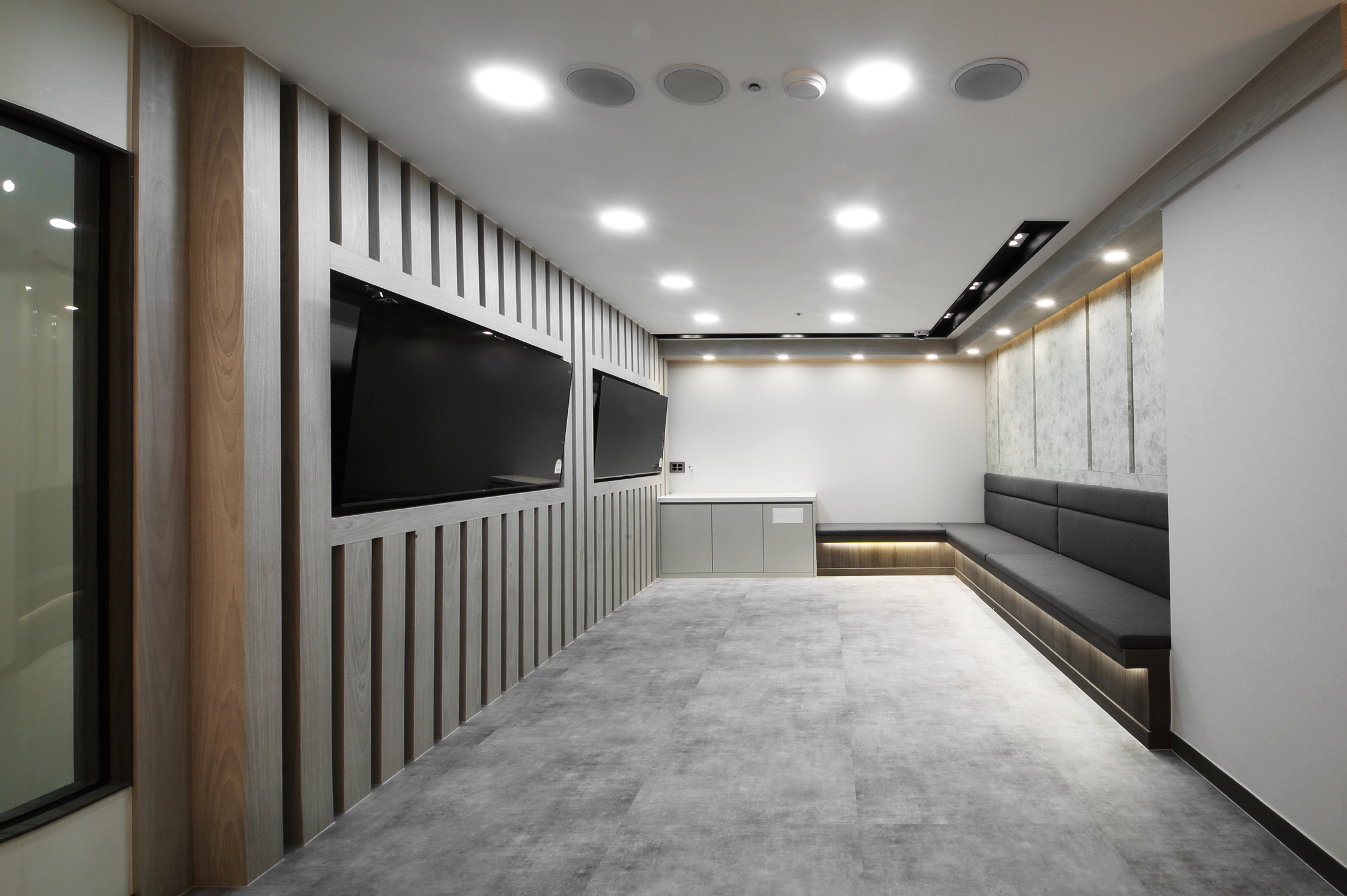 2000769928_4lkQuJhj_ffa498fb3844903e225b62f668825a73a4a03497.JPG 이미지크게보기