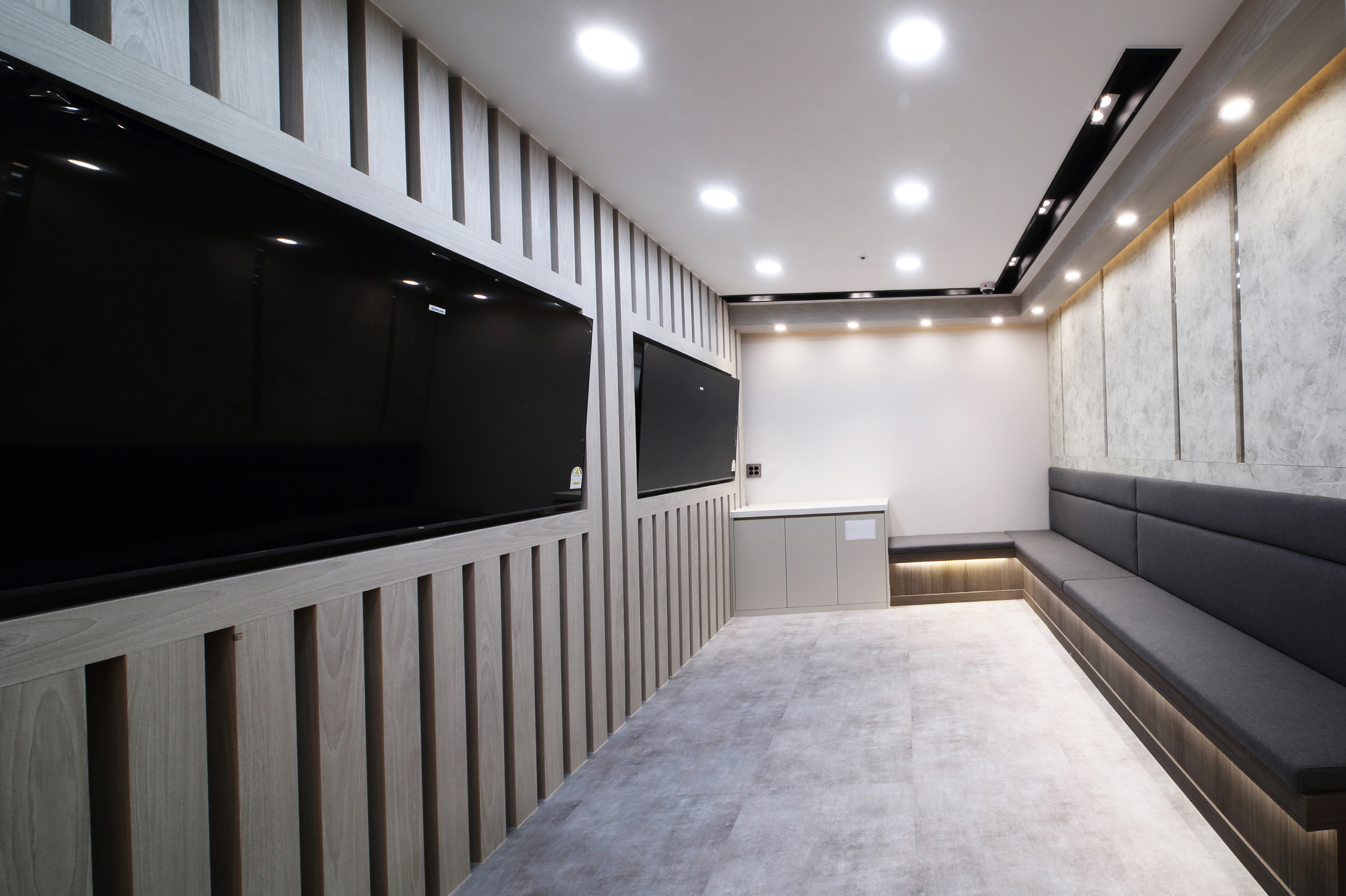 2000769928_FpPWO5oZ_a0b50ff91fc2837f6ceff2438bb1abfcad4c86f5.JPG 이미지크게보기