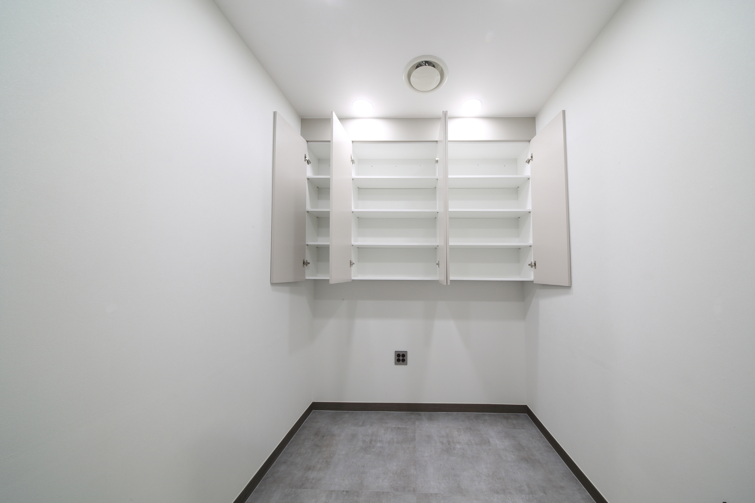 2000769928_U1kpV7dX_4083a383e9e181e345599e973393a23c91172566.JPG 이미지크게보기