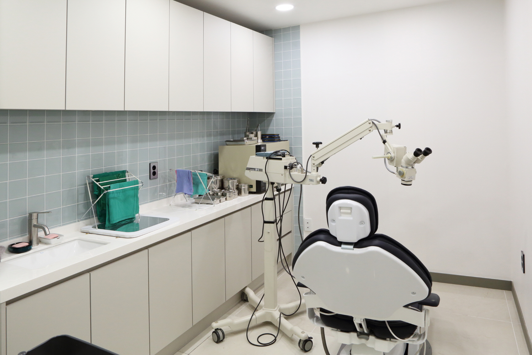 2000769928_WqL1pK05_99c4708596b36a15a60a72180f436de700e63ea6.JPG 이미지크게보기