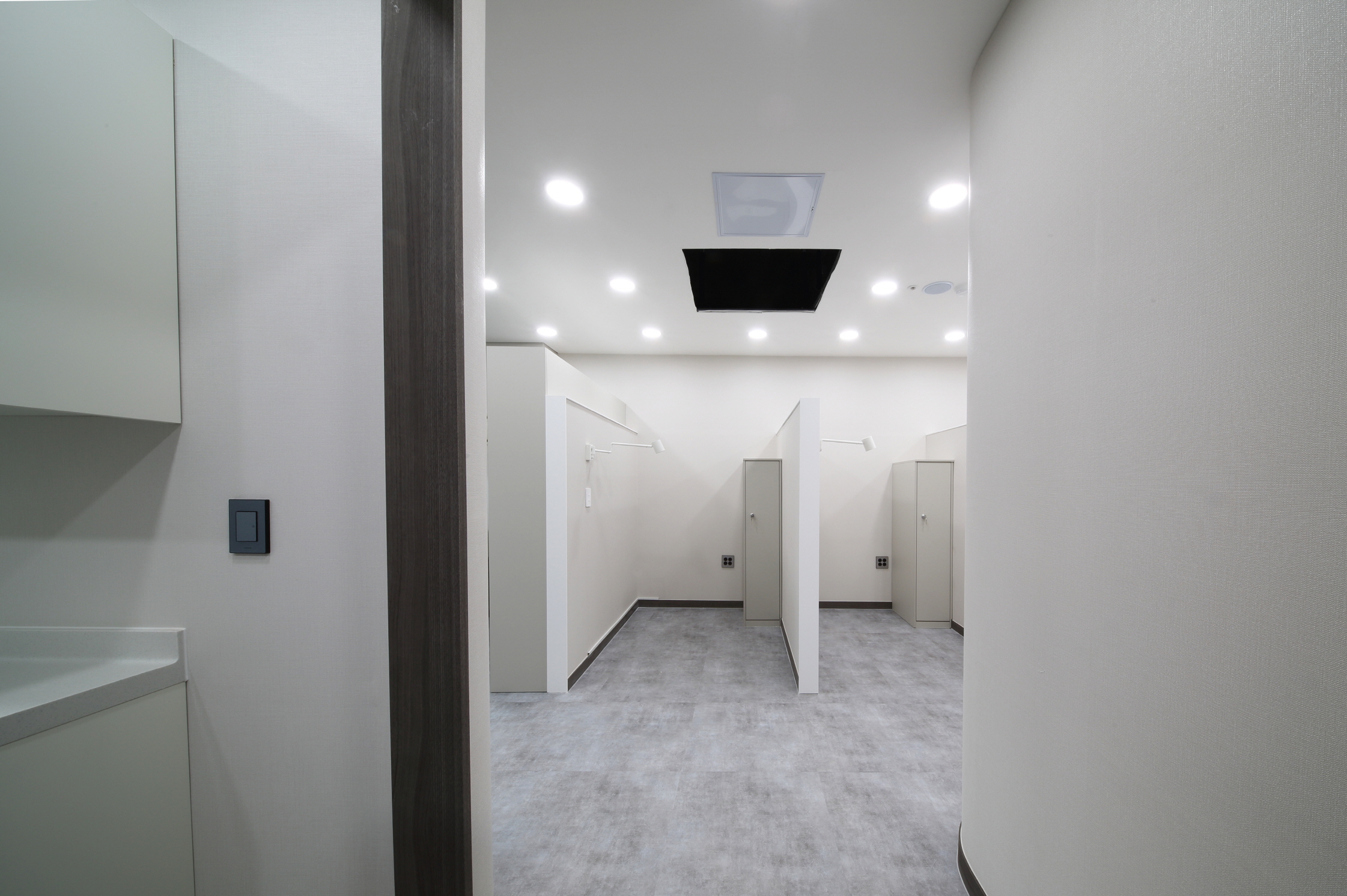 /user/h/hyundaienc/editor/2405/9e9805b4673365caf175460673f4380c_1716273683_3262.JPG 이미지크게보기