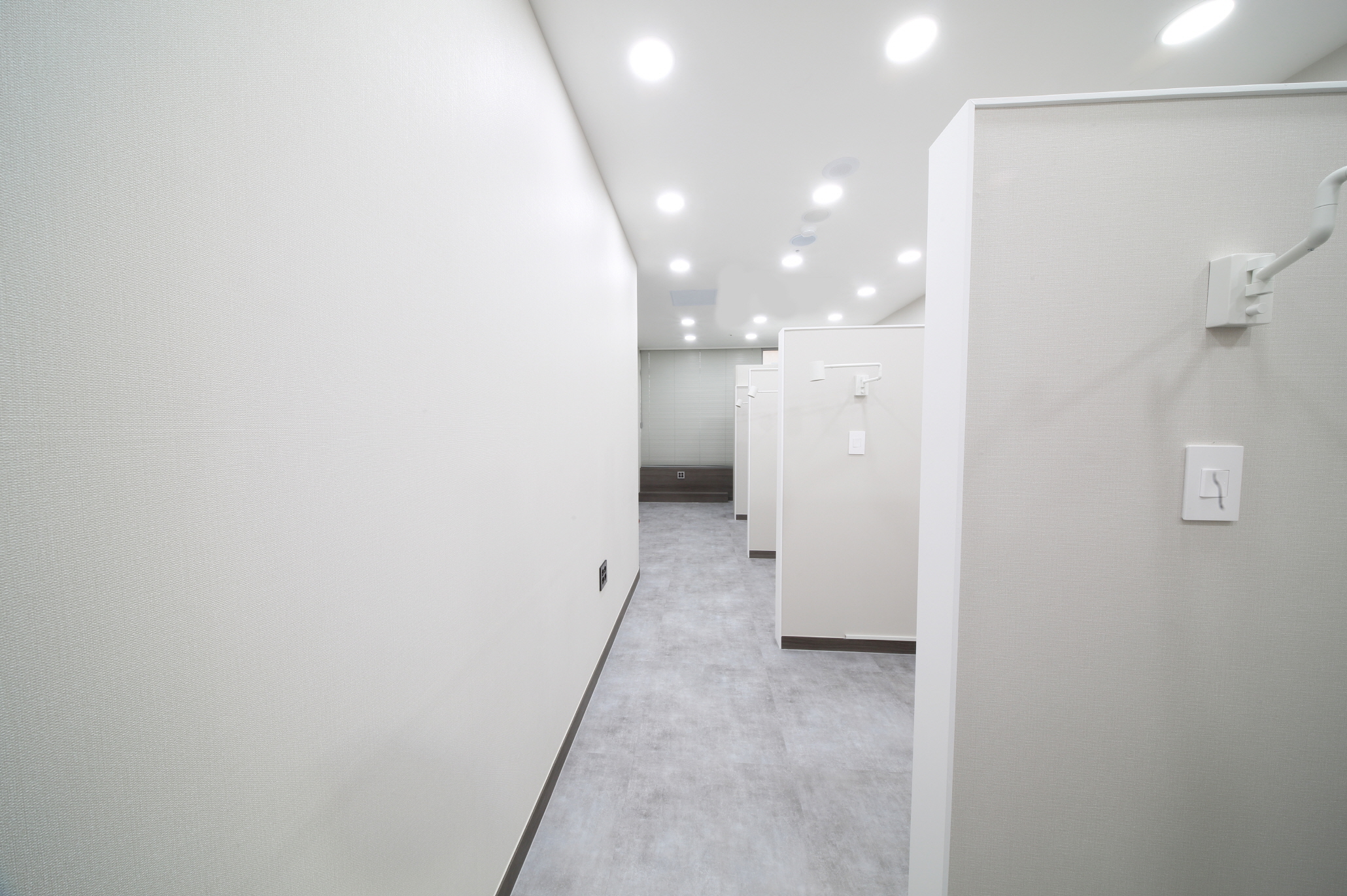 /user/h/hyundaienc/editor/2405/9e9805b4673365caf175460673f4380c_1716273683_6936.JPG 이미지크게보기