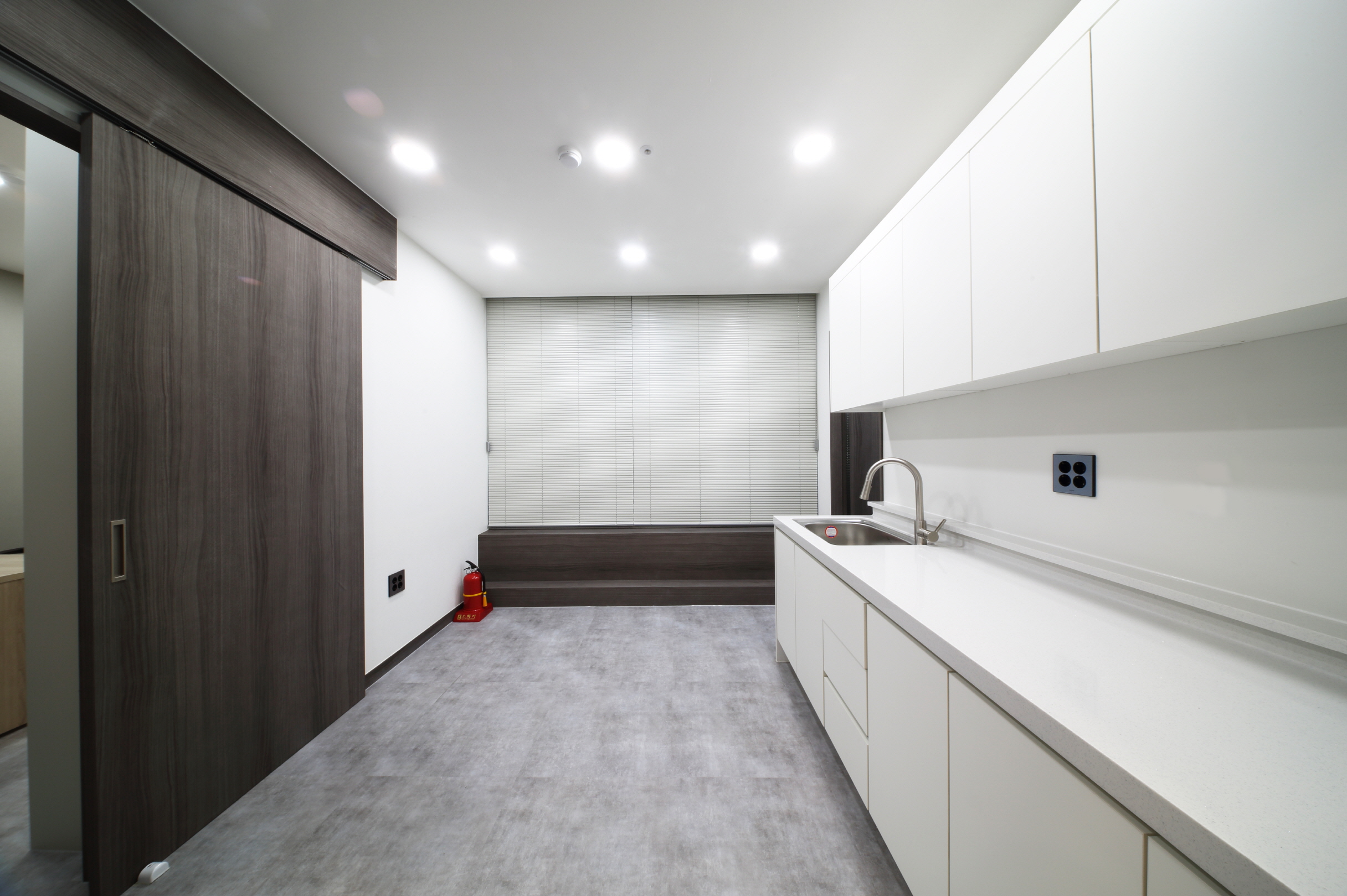 /user/h/hyundaienc/editor/2405/9e9805b4673365caf175460673f4380c_1716273693_6714.JPG 이미지크게보기