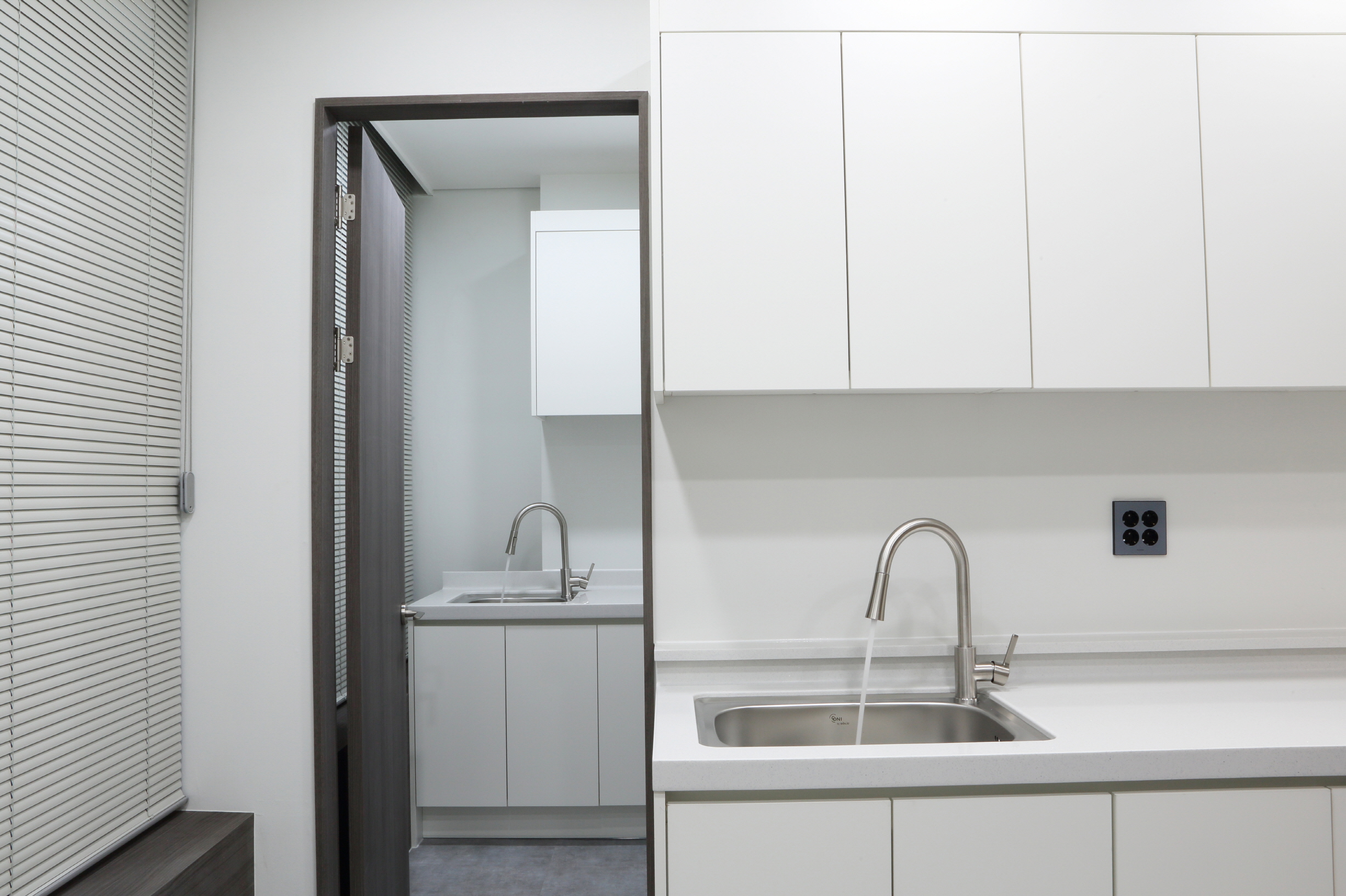 /user/h/hyundaienc/editor/2405/9e9805b4673365caf175460673f4380c_1716273731_0854.JPG 이미지크게보기